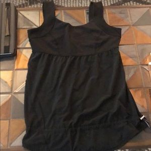 Black lululemon tank